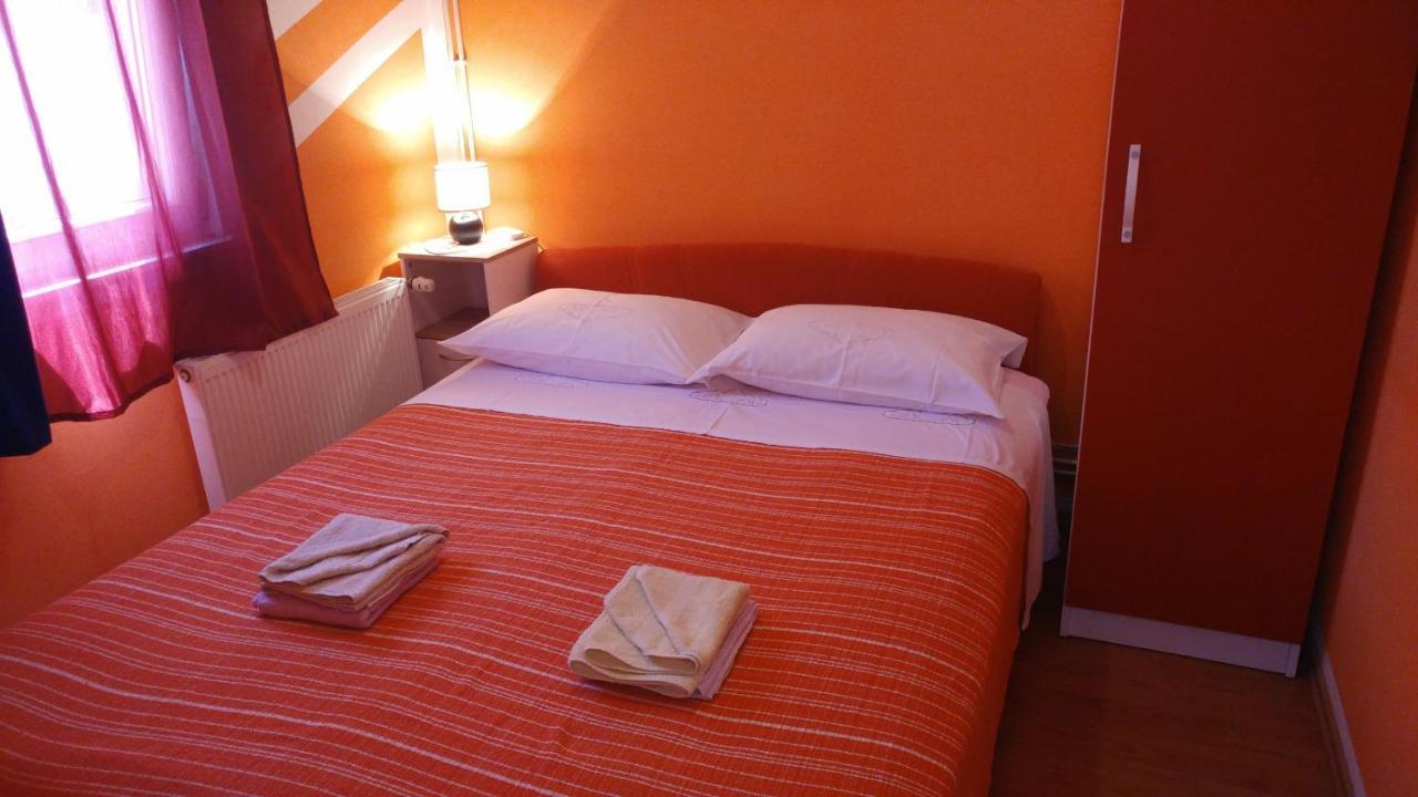 Apartment Tina Trogir Eksteriør bilde