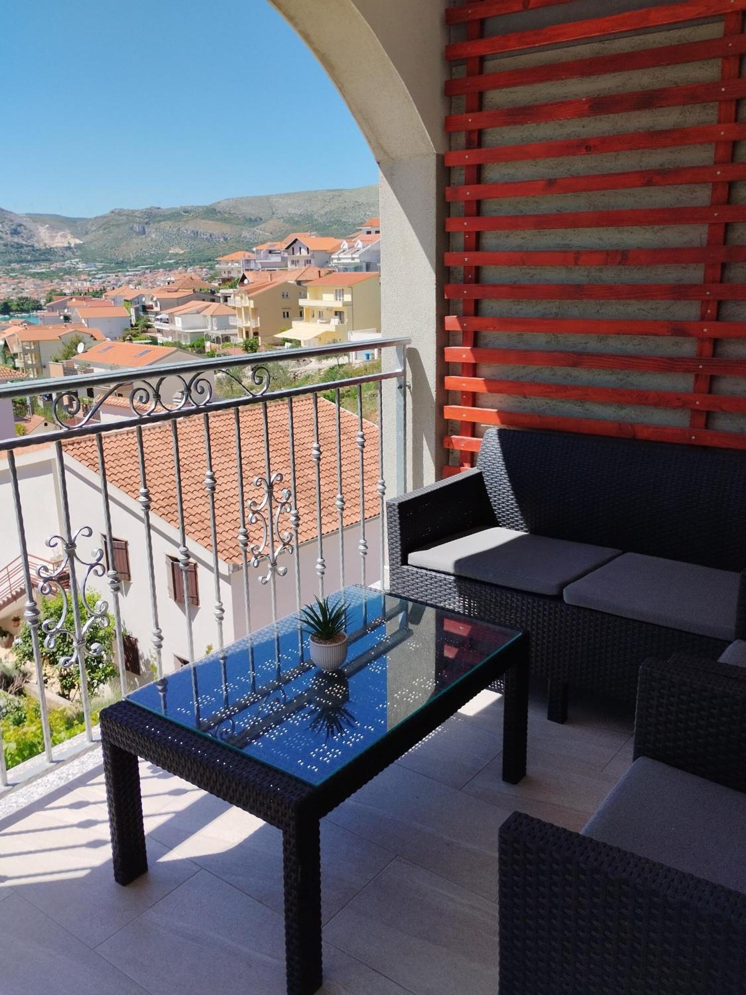 Apartment Tina Trogir Eksteriør bilde