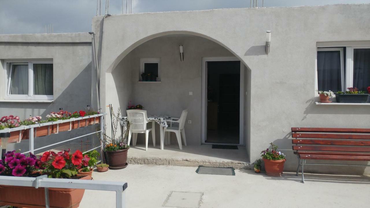 Apartment Tina Trogir Eksteriør bilde